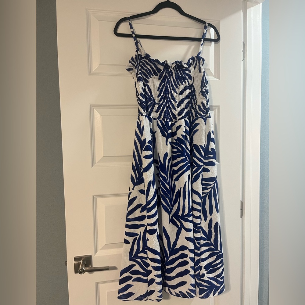 H&M Navy and White Tropical Midi Dress